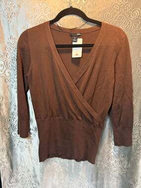 NWT H&M Brown V-Neck Wrap Sweater Size M